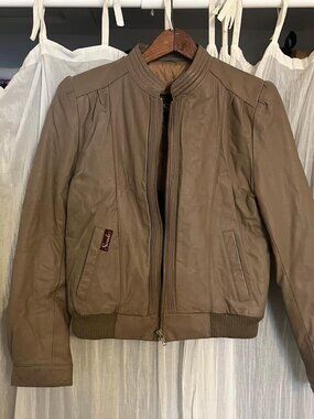 vintage 80s tan leather bomber jacket